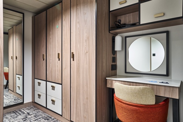 Marella Cruises Marella Discovery 2 Grand Suite ©Marella Cruises 3.jpg